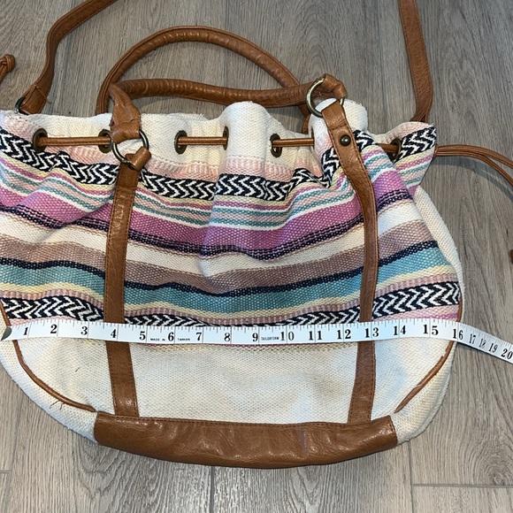 Beachy Boho American Eagle Purse - Picture 5 of 6
